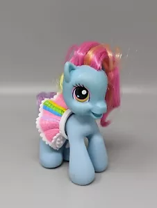 Hasbro G3 2008 My Little Pony MLP Rainbow Dash 4" Figure Removable Skirt Outfit - Picture 1 of 8