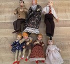 Preowned Vintage 7 Piece Possibly 'LUNDBY CACO' FAMILY Doll House People..