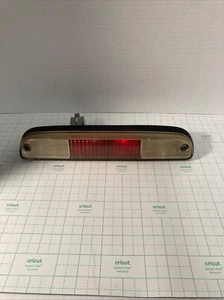 15 FORD F250 SUPER DUTY LUZ DE FRENO DE MONTAJE ALTO INCANDESCENTE CC3413A613AB - Imagen 1 de 11