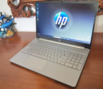 HP 15.6" i7-1065G7 8 RAM 256 SSD Laptop 15.6" Notebook Portatile - Imagen 1 de 4