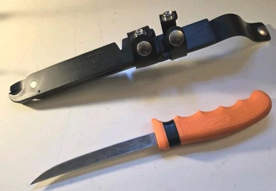  Cutco Fisherman's Solution Knife With Sheath Orange Handle 5721 - Image 1 of 4