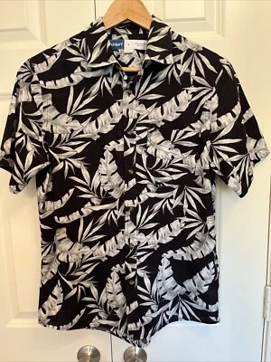 Old Navy Everyday Men’s S Button Up Shirt SS Black White Tropical Leaf Print EUC - Image 1 of 4