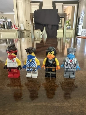 Lego Ninjago Minifigures Lot - Kai Jay Cole Zane Vs Battle Set - Image 1 of 4