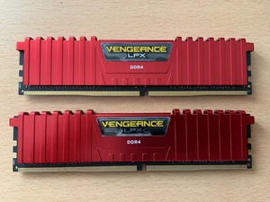 Corsair Vengeance DDR4 8GB (2x4GB) | 2400MHz | CL16 | Memtest86+ Tested | UK - Picture 1 of 3