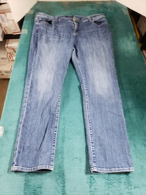 Lucky Brand Jeans Size 18 W Womens Blue Stretch Plus Mid Rise Emma Straight - Image 1 of 4