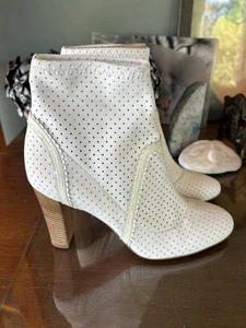 Sergio Rossi EU 39.5 Booties New In box - Picture 1 of 4