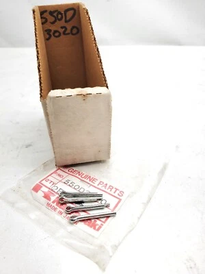 4 pines nuevos Kawasaki NOS 550D3020 3x20 W1 S2 A1 A1 A7 AN KD KZ KEF KLF KSF  Foto 1 de 4