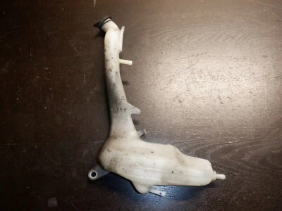 Honda CB500F 2015 | Depósito de refrigerante | Usado OEM Foto 1 de 4