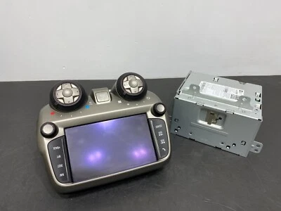 Chevrolet Camaro 1Le 2015 OEM radio Mylink pantalla grande con navegación usado Foto 1 de 4