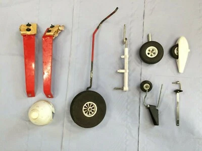 RC Modellbau , Konvolut , Flugzeug , Teile , Fahrwerk - Bild 1 von 4