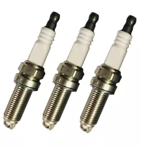 3x Bosch Spark Plug for Smart 450 452 Petrol 599ccm 0,6 Bosch 0242240648 - Picture 1 of 1