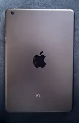 Apple MD528B/A iPad mini Wi-Fi 16GB Tablet - Black - Image 1 of 3