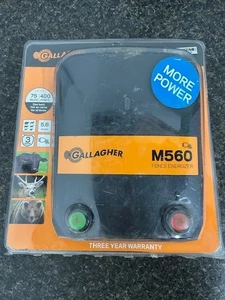 Energizador de valla Gallagher M560 G323514 - hasta 75 millas/400 acres 5,6 julios - Imagen 1 de 10