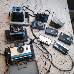 Lot of 9 Vtg Cameras Photography UNTESTED Minolta Kodak Poloroid Film Wink Light - Picture 1 of 17