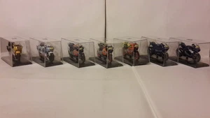 YAMAHA-Honda N 46 V.Rossi 7 MOTO 2001-2005 1/22 ITALERI NO Minischamps NEW - Foto 1 di 8