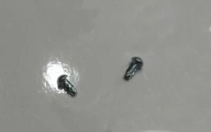 Rivet Round Head #4 x 1/4 U-Drive Rimorchio ETICHETTA DATI TARGHETTA RIVETTI QTY 2 - Foto 1 di 2