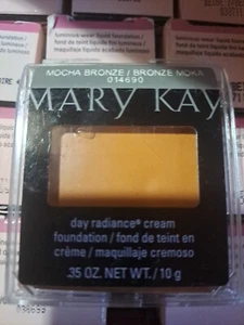 Mary Kay Day Radiance Cream Foundation Choice .35 oz NEW - READ Please! - Picture 1 of 1
