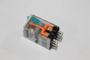 Siemens 3TX7111-3LC03, Relé, 10A, 24VDC, Botón, LED - Imagen 1 de 5