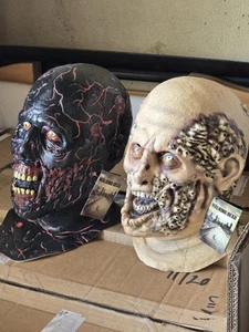THE WALKING DEAD MASK SET Trick Or Treat Studios - Picture 1 of 12
