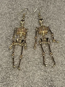 Große Hänger Halloween Skelett Ohrringe Grusel Totenkopf goldfarben - Bild 1 von 8