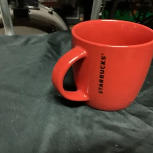 Starbucks Red Ornaments Holiday Christmas Mug 14oz Coffee Cup White Black - Picture 1 of 12