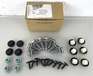 AUDI Q2 2016-2024 REAR BUMPER FIXINGS FIXING KIT NEW GENUINE PARTS 81A098627 - Picture 1 of 3