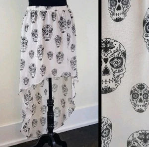 Skull Print High Low Rock Gr. 8 fließend Goth Dark Romance leicht feminin - Bild 1 von 9