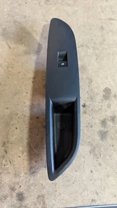 VAUXHALL MOKKA X INTERRUTTORE ALZACRISTALLI 95393866 LIFTING SINISTRO 2016-2022 - Foto 1 di 5