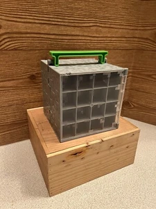 Minecraft Mini Sammlerhülle Aufbewahrungswürfel Vitrine + 2 Figuren 2014 Mattel - Bild 1 von 8