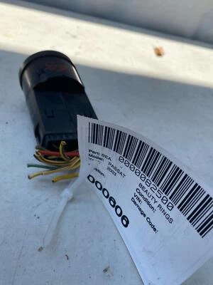 1998 - 2005 VOLKSWAGEN PASSAT Headlight lamp Switch Dash Control Mounted - Image 1 of 4