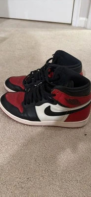 talla 10 - Jordan 1 Retro Bred Toe Foto 1 de 4