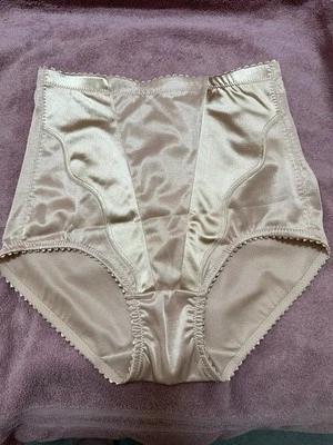 Donna L'oren Shapewear Brief Panty - Large - New w/o tags - Beige - Stretch - Image 1 of 3