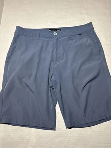 Pantalones Cortos de Golf Travis Mathew Para Hombre 32 Azul Claro Cómodos Elastizados 9” - Imagen 1 de 8