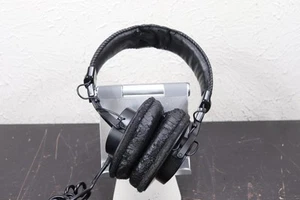 Sony MDR-V6 Dynamic Stereo Studio Monitor Headphones Tested Working See Photos - Picture 1 of 6