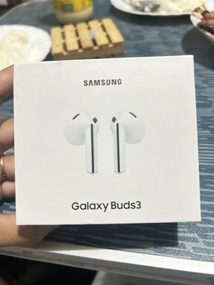 Cuffie Stereo Samsung Galaxy Buds 3 SM-R530 Bluetooth Wireless BIANCO - Immagine 1 di 2