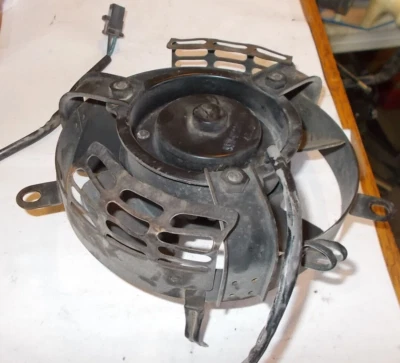 Ventilador de refrigeración radiador Honda Shadow VT 700C 1983-85 OEM #19020-ME9-003 (013) Foto 1 de 4