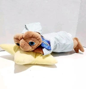 Universal Studios 21" ET The Extra Terrestrial Sleeping On Star Pillow Plush NWT - Picture 1 of 6