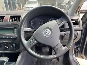 VOLKSWAGEN GOLF GEN 5 07/2004-02/2009 STEERING WHEEL LEATHER 3 SPOKE BLACK - Picture 1 of 12
