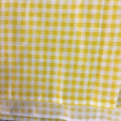 Edredón artesanal de algodón a cuadros amarillo blanco gingham estampado por yarda Foto 1 de 3