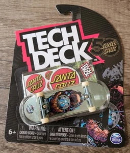 Tech Deck Fingerboard Ultra Rari Santa Cruz Skateboard 50 Anni Jake Wooten - Foto 1 di 2