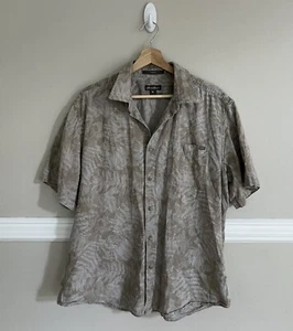 Eddie Bauer Button Up Men L Shirt Beige Short Sleeve Relaxed Fit 100% Cotton - Picture 1 of 15
