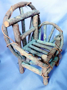 Vintage Primitive Rustic Willow Twig Vine Doll Bear Toy Chair ~ 5-6" high - Picture 1 of 7