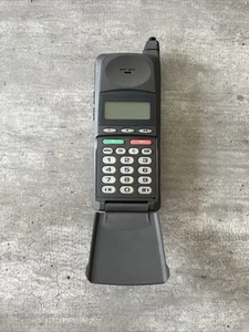 De colección Raro Motorola Micro Tac Duo Artículo de Coleccionistas - Sin Probar - Imagen 1 de 11