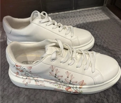 Zapatillas de cuero ALDO (Hey Dude) con detalles de estampado floral Foto 1 de 4