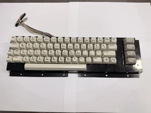 ⭐️tastiera commodore 64 G Modello Mitsumi Perfetta Come Nuova Test 100% Ok#6⭐️ - Photo 1/8