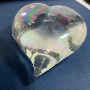 schöner Studio Art Glas irisierend Herz Briefbeschwerer - Bild 1 von 6