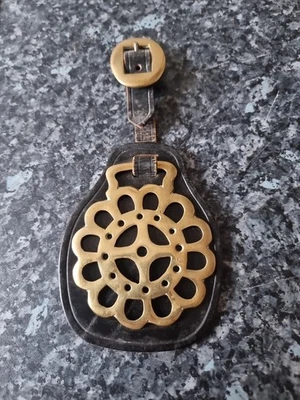 A Vintage Horse Brass with A Chrysanthemum Flower Swirl Design. Good Condition - Image 1 of 2