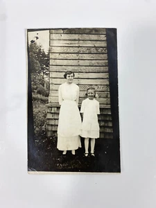 Antique Picture Photo Postcard Portrait Mother & Daughter 20th Century - Picture 1 of 4