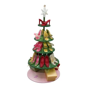 Adorno de árbol de zapatos Barbie Hallmark Keepsake 2006 - Nuevo en caja - Imagen 1 de 5