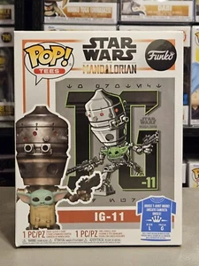 Funko Pop & Tee The Mandalorian IG-11 w/ THE CHILD #427 Tee Large GameStop - Picture 1 of 6